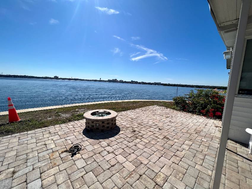 327 3rd St Dr W #11 a Palmetto, FL Mobile or Manufactured Home for Sale